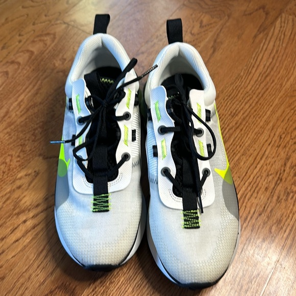 Nike Air Max 2021 Shoes - Picture 2 of 6